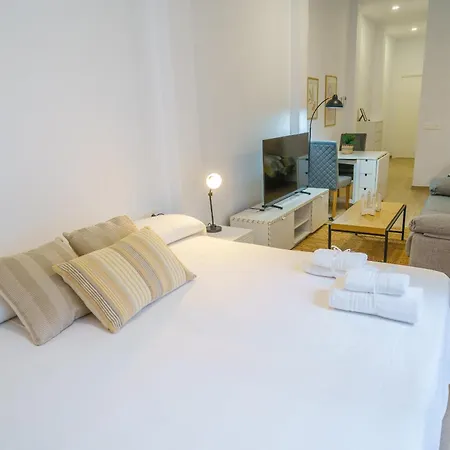Homeholidaysrentals Mana - Costa Barcelona * Pineda de Mar